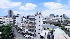 西屯逢甲正邊間三面採光雙衛浴開窗大三房車位