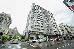 【天行團隊】巨蛋商圈採光三房平車