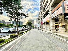 縣政特區 | 家樂福商圈7米面寬百坪金店面