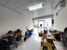 近高屏大橋旁翻新三套房尬三個平面車位透天
