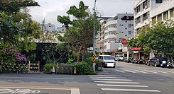 獨家★鬧區雙店面月收5.3萬面寬19角地UA430