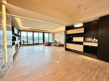 洲子洋指標社區‼️世紀館簡約大宅兩房車✨住商政哲