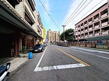 專約~~龍山國小旁一樓店面