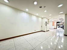 出價談～近中壢夜市三角窗金店面