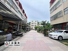 莊家🌾北太平大地坪大面寬3車間間套房美透天 停看