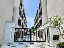 楠梓全新未住雙車墅