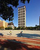 高鐵商圈 鼎宇建設博愛之星 高樓層邊間採光宅