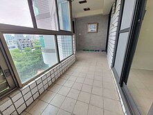 大降價!🍎🍎漢武第大三房+坡道平面車位