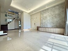 📌中山醫+13期｜高樓大2房+雙車+魔術夾層空間