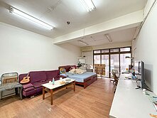 買房找露西★太平宜欣國小黃金透天店面補習班首選