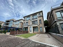 ２１遠薦∣✨揚昇山莊✨前院雙車位雙拼透天✨