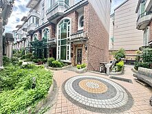 小檜溪l寶山商圈l帝堡花園別墅-雙主臥-可停雙車