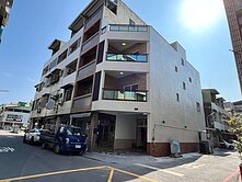 鳳山火車站邊間翻新透店