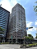 面河堤圖書館高樓景觀美住家辦公皆宜