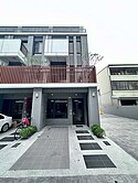 近新光田|綠活薆蒔光｜前院停車全新4房別墅