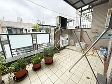 虎尾寮中庭朝南雙車墅