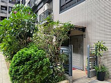 永慶紜合▲稀有一樓庭院花園戶｜上城三房雙主臥+車位