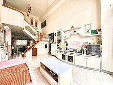 北屯興安商圈🏠樓中樓 五房三衛浴 雙車位