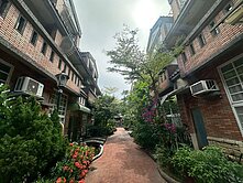 大地坪花園電梯別墅~室內可停3台車