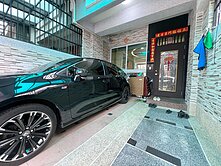 仁武運動公園-6年屋.臨路透天車庫別墅