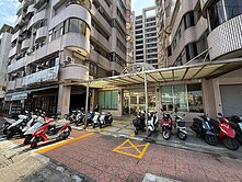 『專任』中都三塊厝商圈＊稀有低總價3+1房