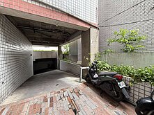 精選強銷★後站屋況佳走路就到車站華廈UD1041