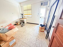 橋頭市中心臨路｜自住＋收租雙效透天美宅