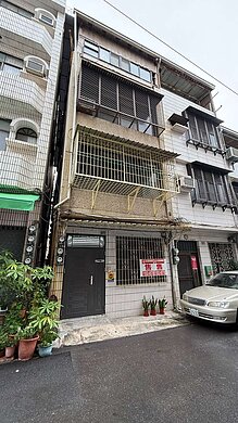 捷運前金站5房透天~超值釋出