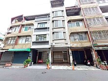 鄭建豐-五甲商圈騎樓式6大房美透天