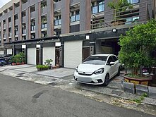 小港孔宅輕屋齡大地坪車庫透天