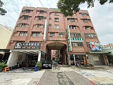 星巴克｜宏平商圈｜健身採光公寓三房