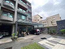正義車站/綠園道旁58地坪透天5樓四車庫別墅
