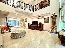 降價!七期/惠文明星學區 頂樓露臺別墅釋出!