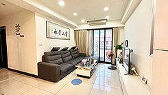 210龍岡新世紀景觀三房車
