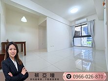 青埔高鐵捷運|鄰近青埔國中|三房雙車|生活機能便利
