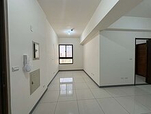 大園新航棧高樓邊間景觀戶,雙衛浴開窗+雙陽台