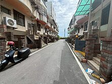 獨家專賣~觀音大潭工業區新整雙車位低總價美透天