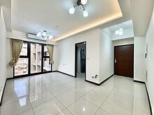 屋齡6年❗合登上豪兩房車❗亮廳採光【住商芽芽】