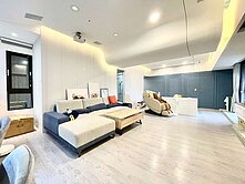 壯壯小李｜正七期豪宅超大三房+「三車位 」