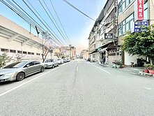 邊間三樓車位透天