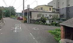 芎林金獅段臨路雙面寬透天買農地送農舍