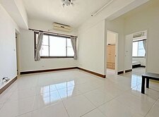 鼎山家樂福|高樓景觀|溫馨2+1房