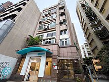 獨家中信房屋冠軍團隊|建國北路|綠蔭挑高美套