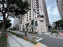 專任竹北遠百勝利國中商圈單層45坪金店面3平車