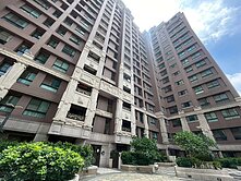 📢 小江嚴選｜過嶺商圈｜名馳雋朗｜大四房車