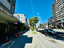 小港宏平路~5樓電梯透天