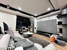 藝文特區正中心！百萬裝潢隨屋贈送！景觀戶！