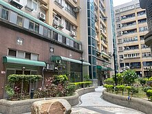 體育園區電梯2房車+平面車位