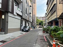 光榮國中旁活路大面寬平房