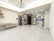 稀有後花園電梯別墅+室內雙車位｜大魯閣商圈